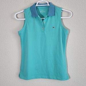 Vineyard vines small.          Bin 20
